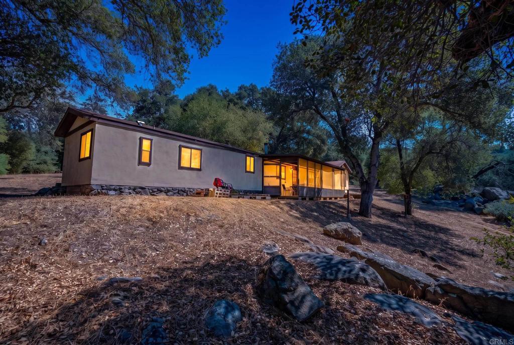 25222 Black Canyon Road