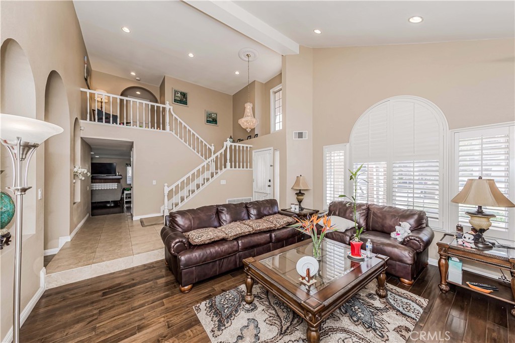 3030 Olympic View Dr