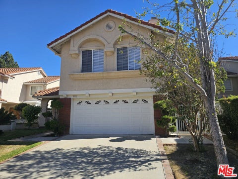 Photo of 19512 Kilfinan Street, Los Angeles, CA 91326 (MLS # 26864269)