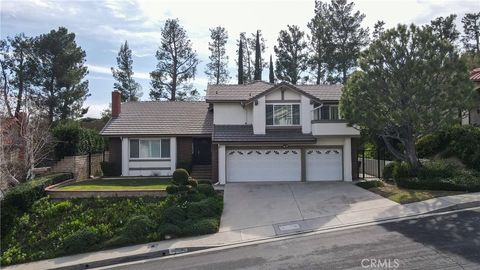 Photo of 11861 Darby Avenue, Porter Ranch, CA 91326 (MLS # SR26029327)
