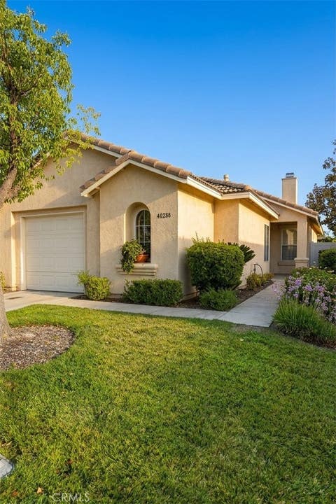 Photo of 40288 Via Aguadulce, Murrieta, CA 92562 (MLS # SW26170875)