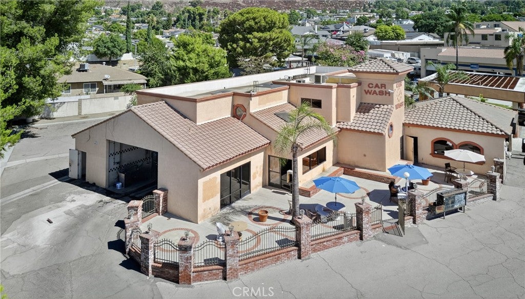 3706 Highland Ave