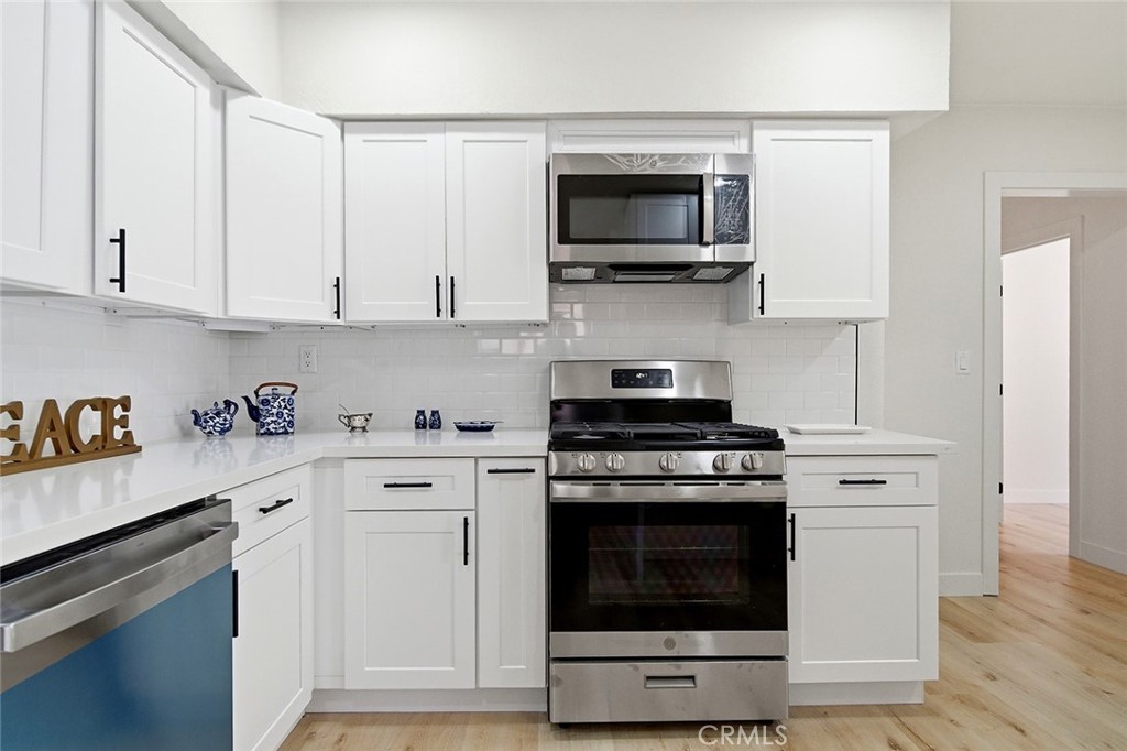 1512 W 36th