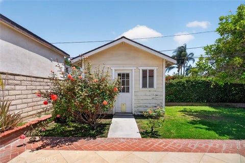 Tiny photo for 9112 Stoakes Avenue, Downey, CA 90240 (MLS # PW26120681)
