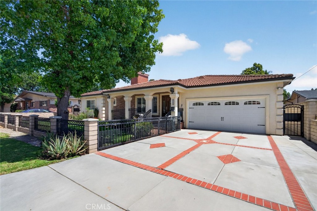 9112 Stoakes Avenue