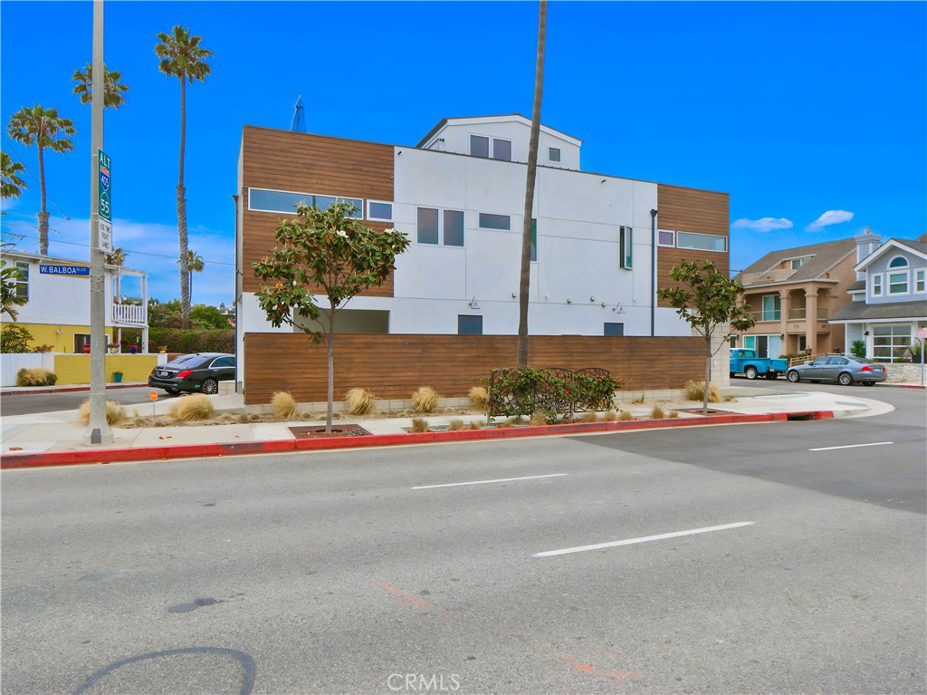 4405 Channel Place
