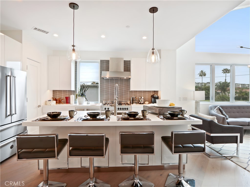 4405 Channel Place