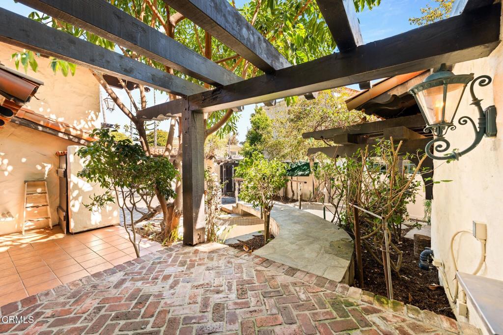 Ventura Keys 2 - 160102 - Residential