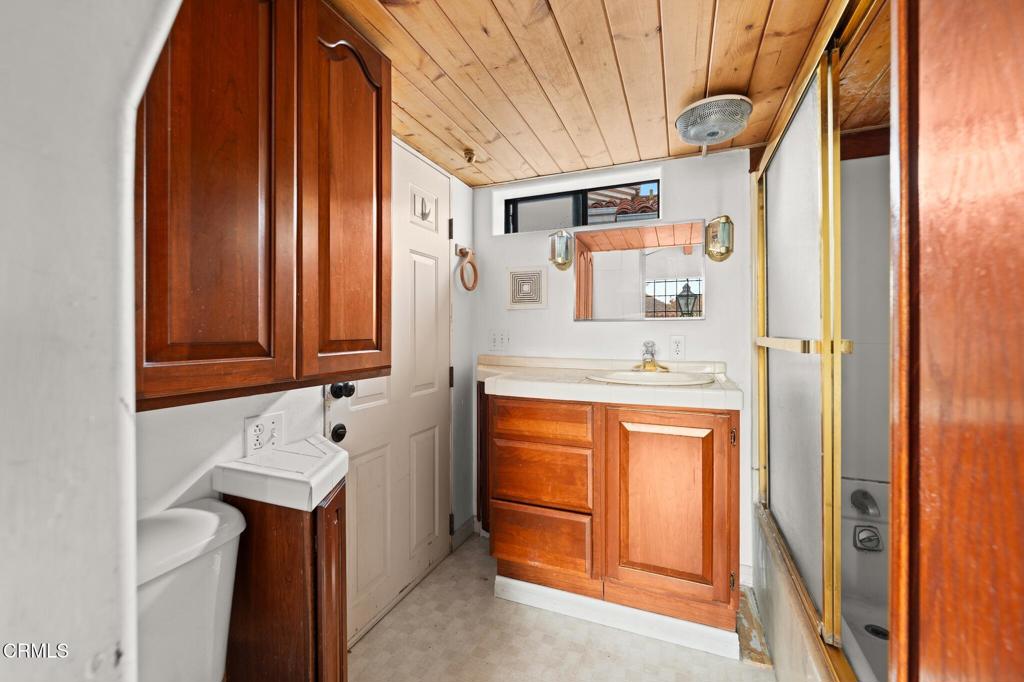 Ventura Keys 2 - 160102 - Residential