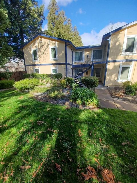 1520 Schenone Ct 15 Concord CA 94521