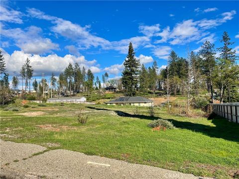 Photo of 5784 Bonnie Ln, Paradise, CA 95969 (MLS # SN26049367)