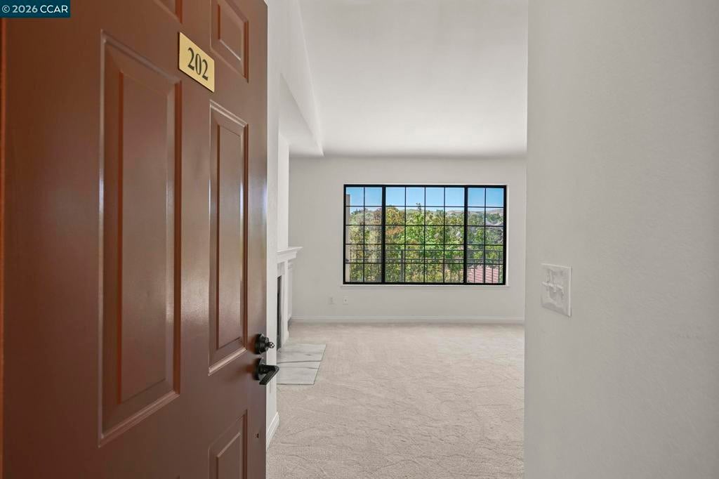 83 Tahoe Ct Ct 202, San Ramon CA 94582