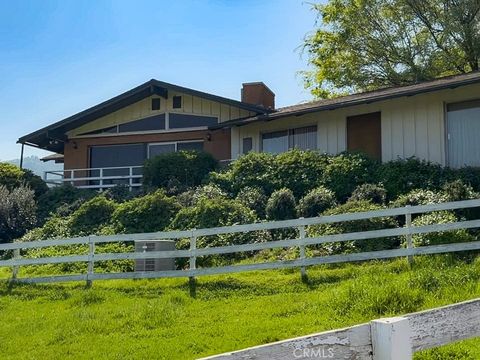 33295 Globe Dr Springville CA 93265