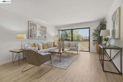Photo of 3300 Wolcott Cmn Cmn #113, Fremont, CA 94538 (MLS # 41139582)