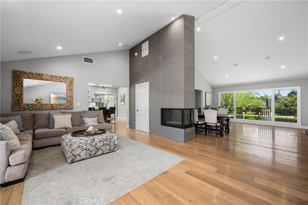 9931 Brier Lane