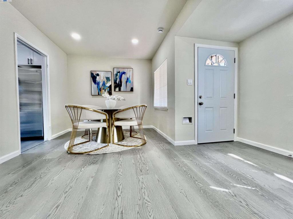 HAYWARD - Residential