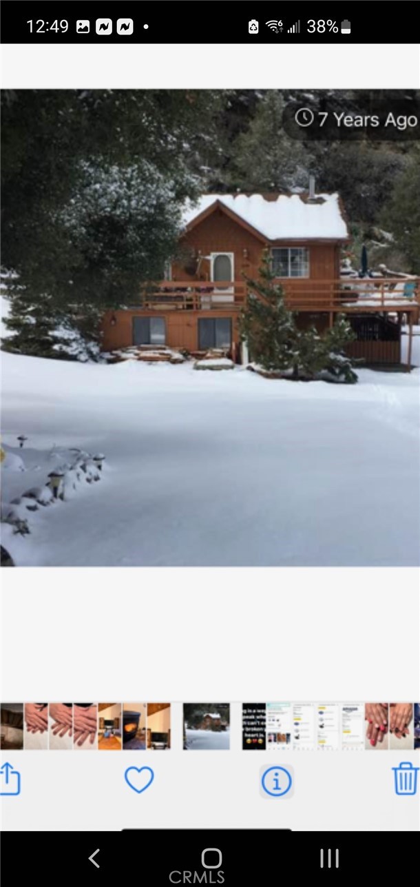 I have the perfect mountain home for you in Pine Mountain Club, look no further. As you come in the front door, the living room and kitchen area features a wonderful open floor plan, with beautiful, vaulted ceilings. The bedrooms are on the first floor. It has a pellet stove for cozy winter nights. Enjoy the fantastic view from the deck. all appliances are newer. It has a studio guest house on the bottom floor. Perfect for guest or maybe extra income. Come and enjoy the four seasons. The beautiful starry sky. Stay year round or just come up for a get away.