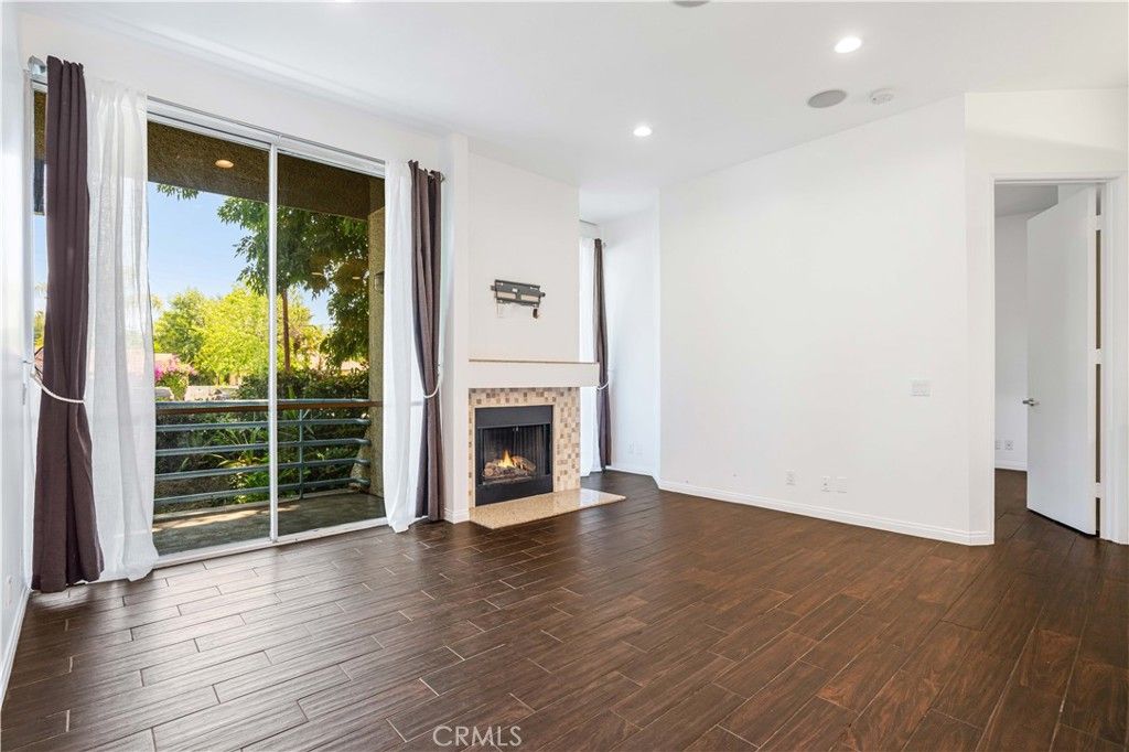 Photo of 5151 Balboa Boulevard #104, Encino, CA 91316 (MLS # SR25202410)