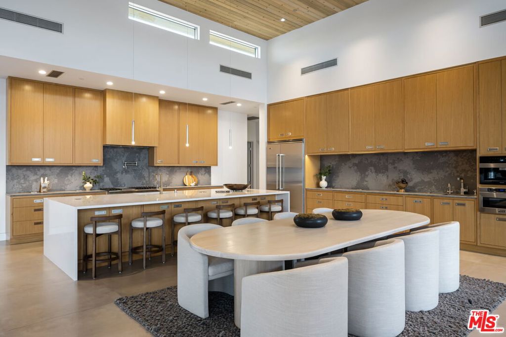 Tamarisk Country Club - Residential