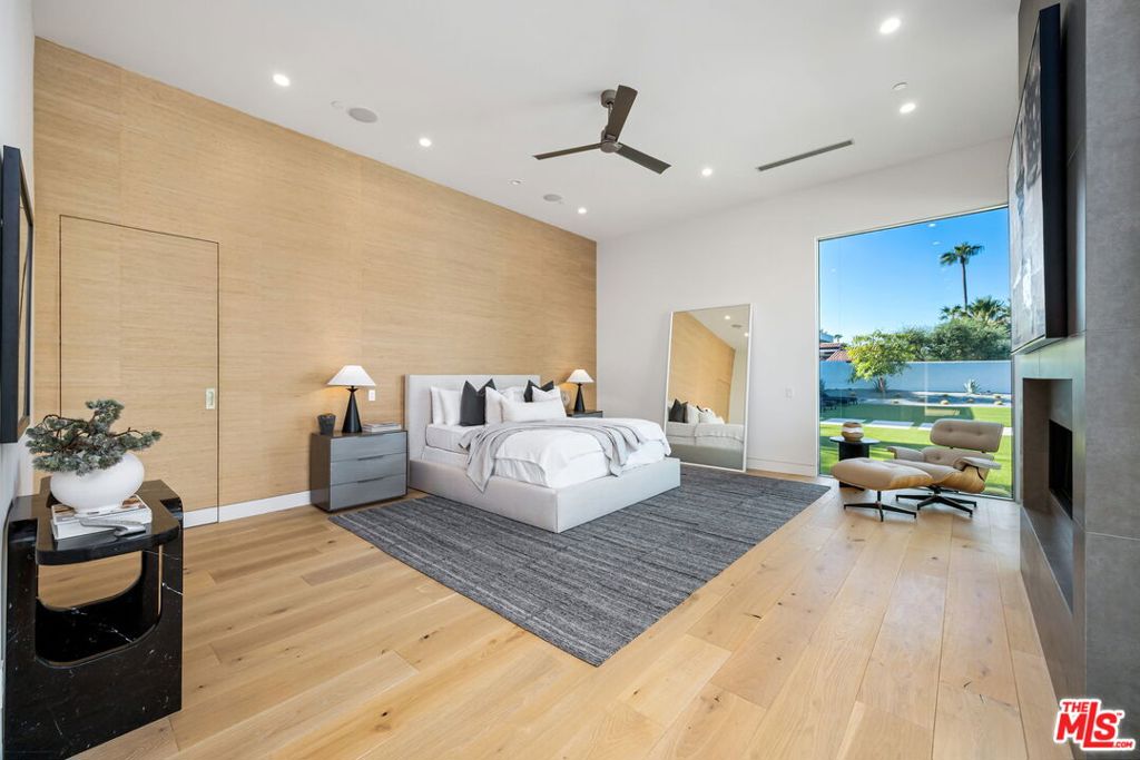 Tamarisk Country Club - Residential