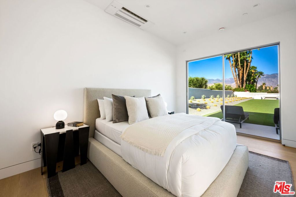 Tamarisk Country Club - Residential