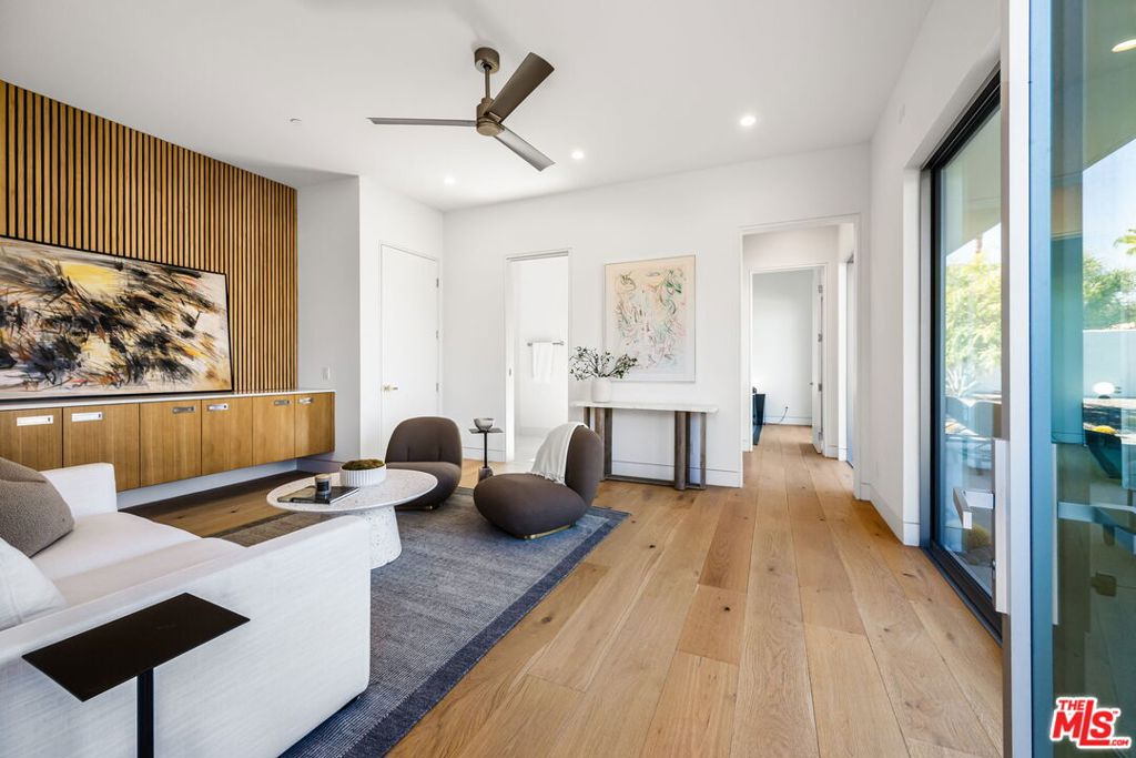 Tamarisk Country Club - Residential