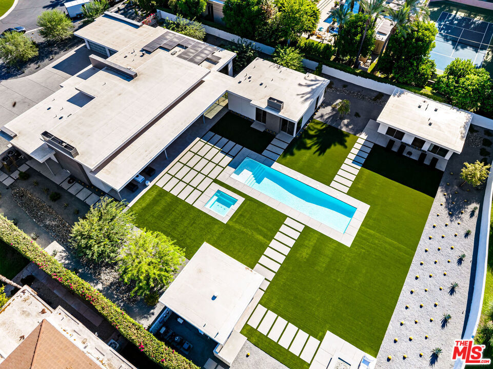 Tamarisk Country Club - Residential