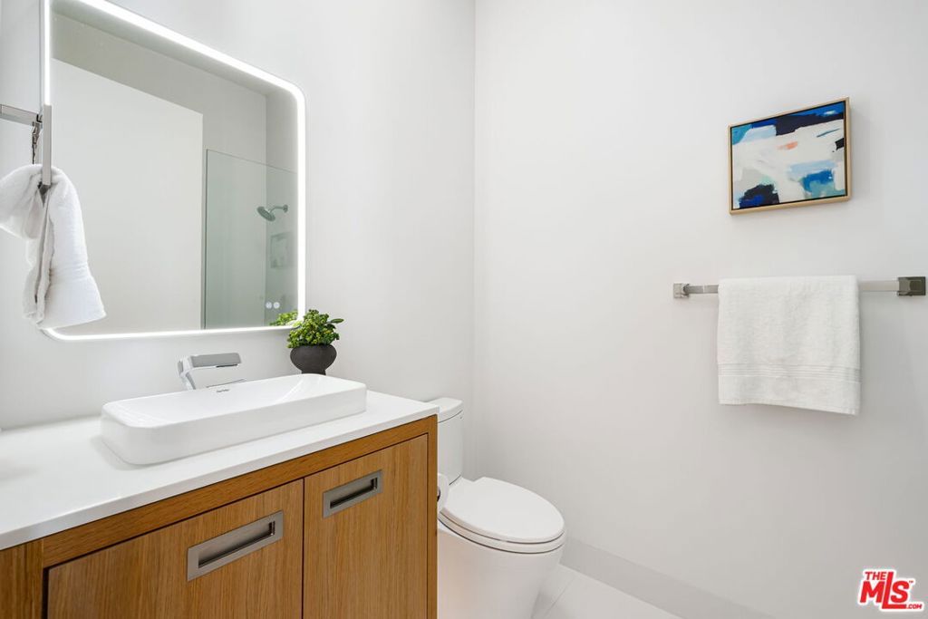 Tamarisk Country Club - Residential