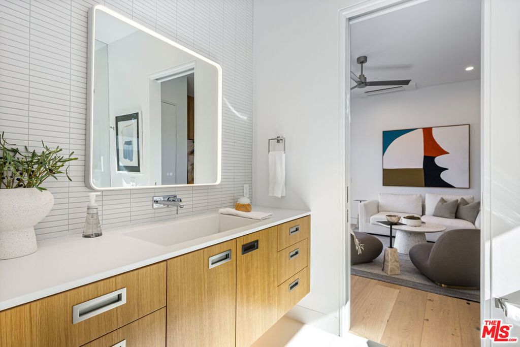 Tamarisk Country Club - Residential