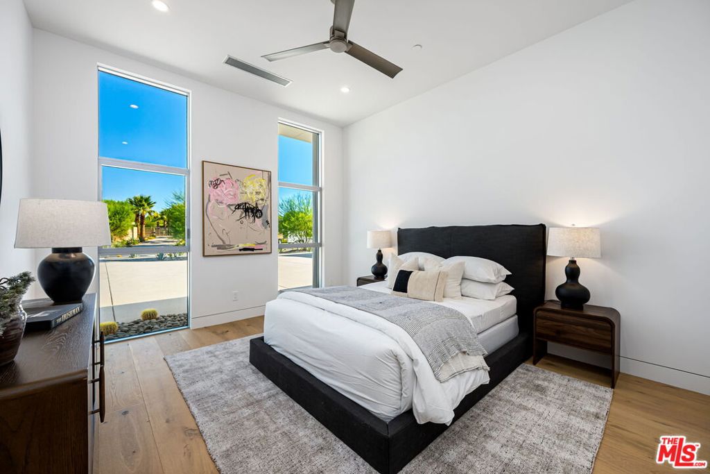 Tamarisk Country Club - Residential