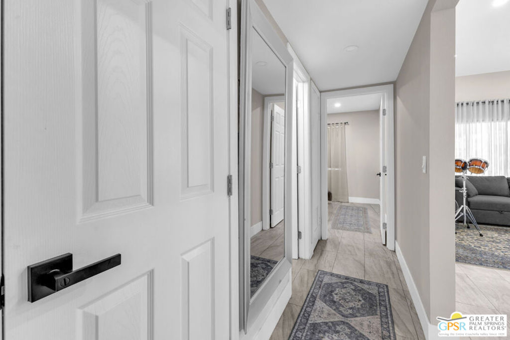 Villa De Las Flores - Residential