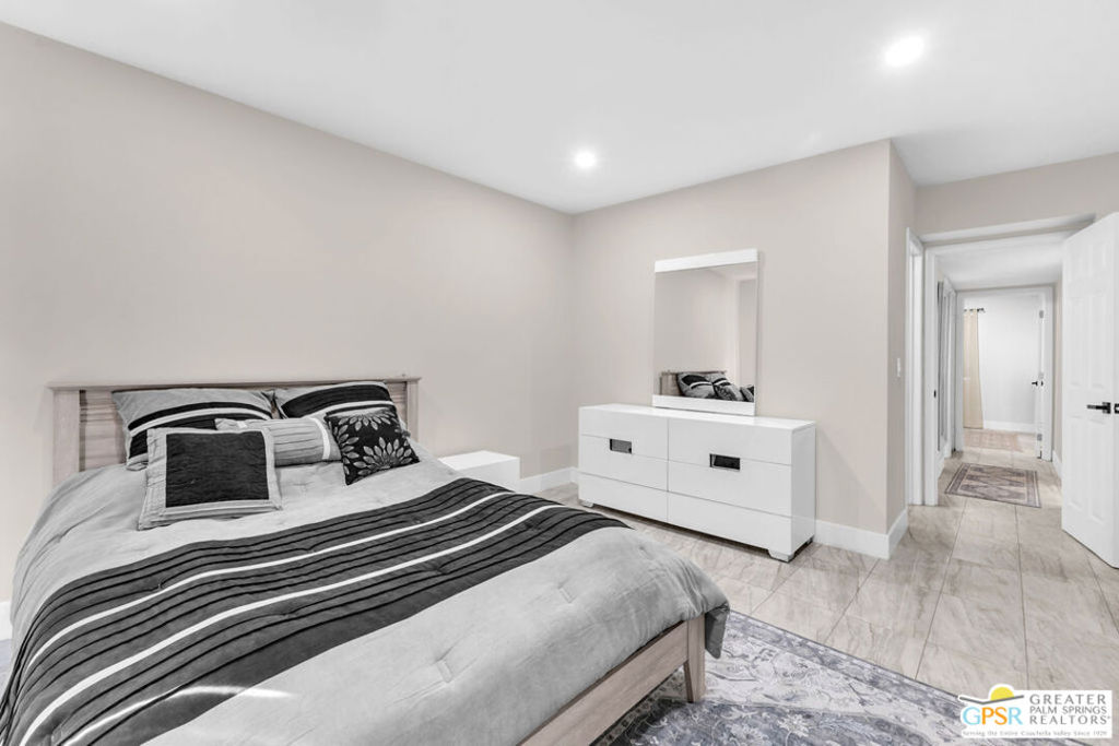 Villa De Las Flores - Residential