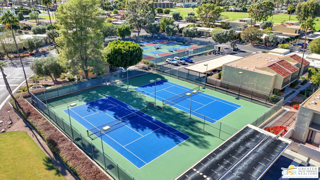 Villa De Las Flores - Residential