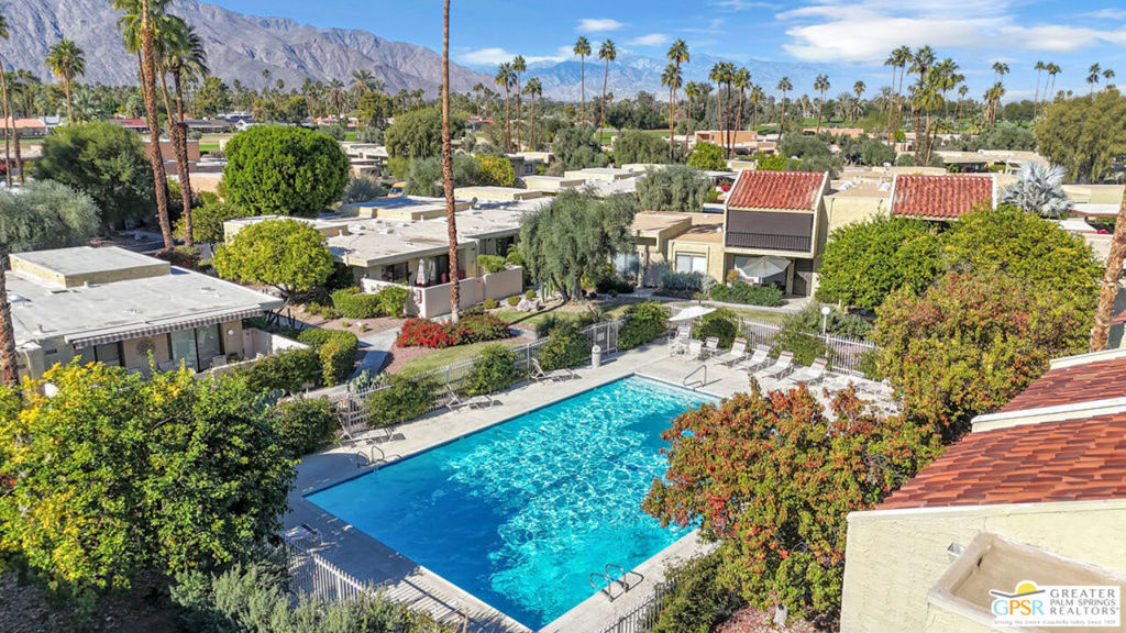 Villa De Las Flores - Residential