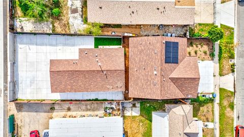 Tiny photo for 2643 Tenth Street, Riverside, CA 92507 (MLS # CV26083886)