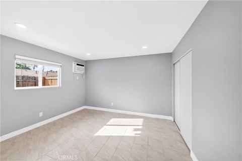 Tiny photo for 2643 Tenth Street, Riverside, CA 92507 (MLS # CV26083886)