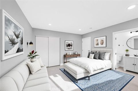 Tiny photo for 2643 Tenth Street, Riverside, CA 92507 (MLS # CV26083886)