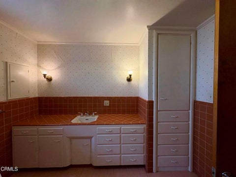Tiny photo for 364 Carol Drive, Ventura, CA 93003 (MLS # V1-37547)