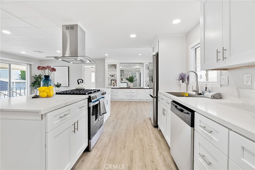 11250 Ramona 216