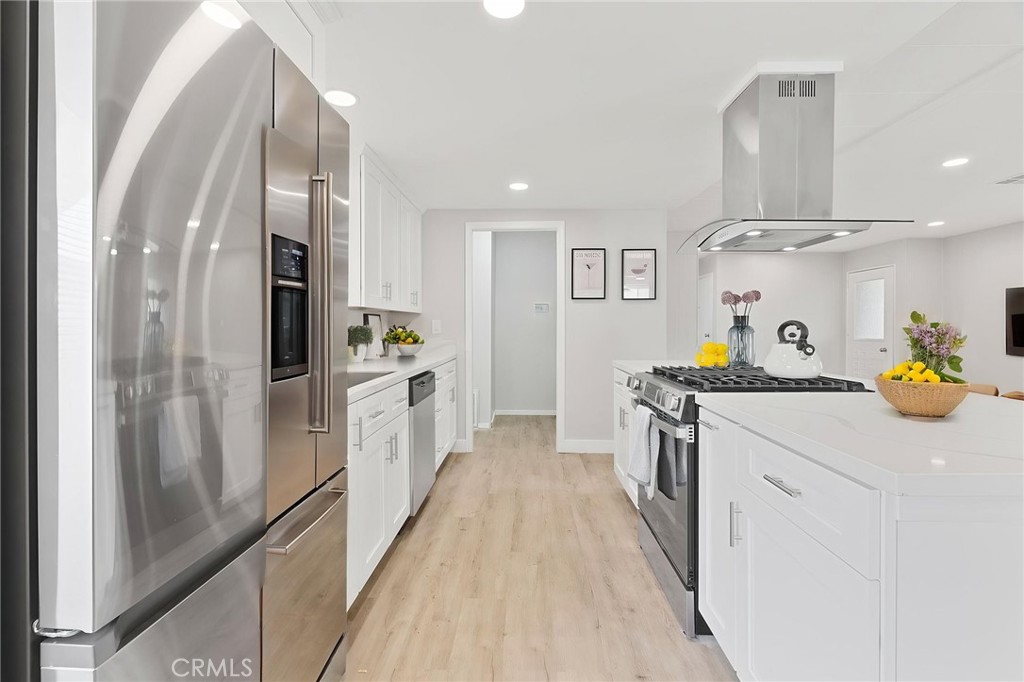 11250 Ramona 216