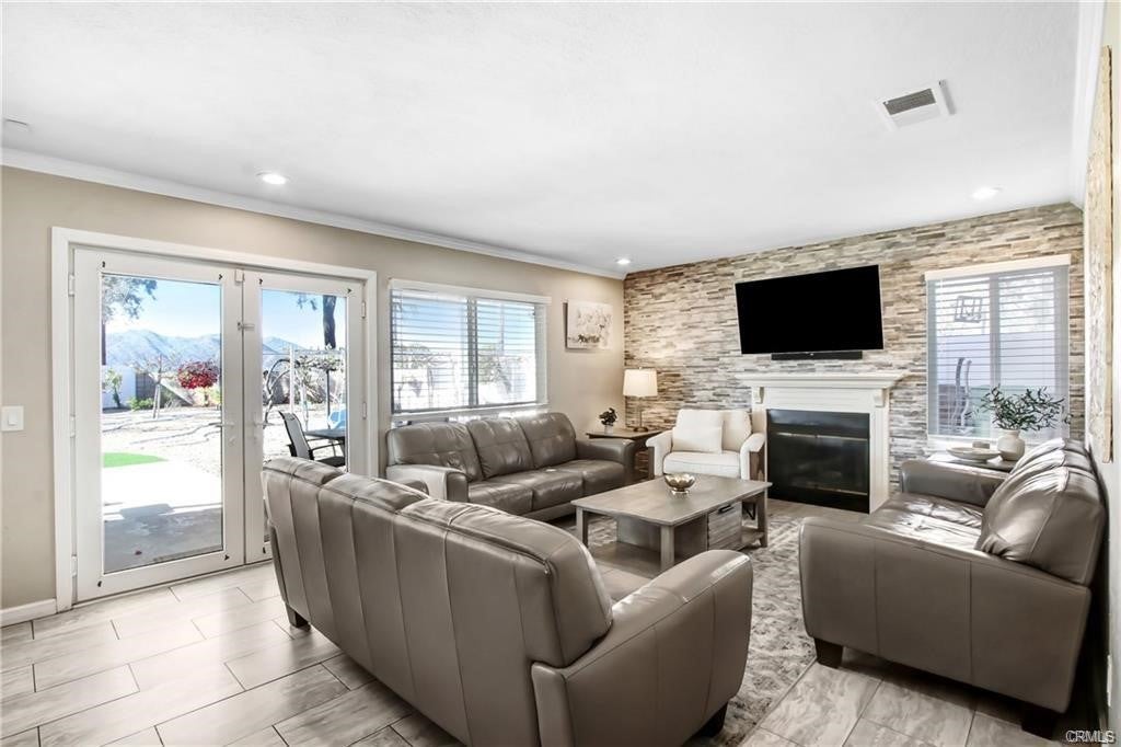 24261 Eagle Valley