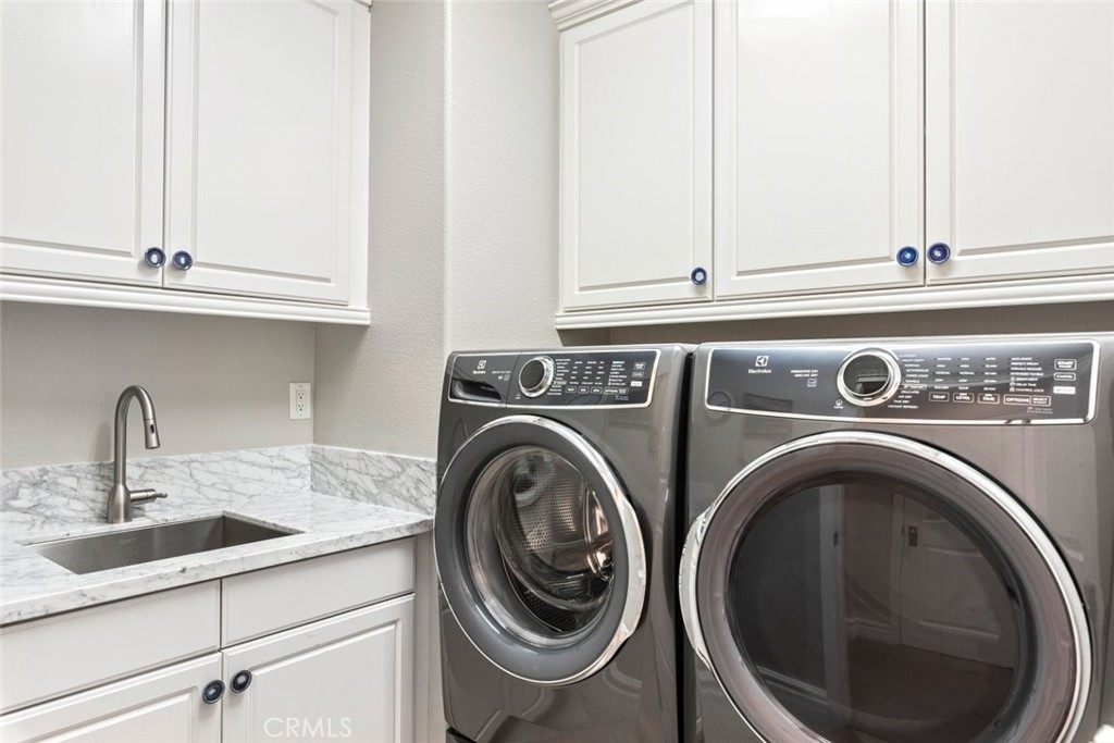 Hidden Crest - Corona - Residential