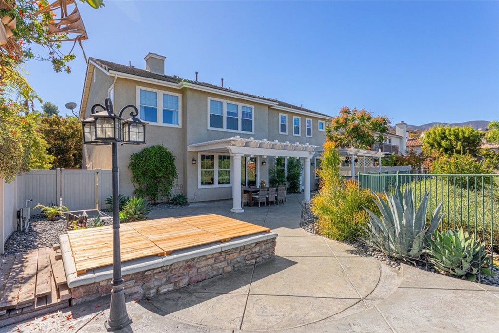 Hidden Crest - Corona - Residential