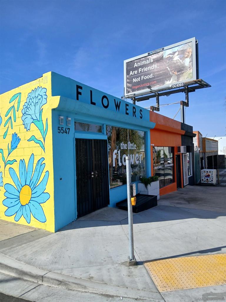 5 Units Mixed-Use property on El Cajon Blvd. Situated on a Corner Lot in El Cerritos, on the corner of El Cajon and 56th St. The makeup includes 3 Retail Stores and Two 1BR Apartments in the rear. This property would be ideal for an owner user in a strong rental sub market with rental upside potential. 2 New Bathrooms recently remodeled in both residential units, Newer Roof and water heaters on the apartments, new cement in parking area for the retail units, 1 Retail Unit clothing store recently completely remodeled.