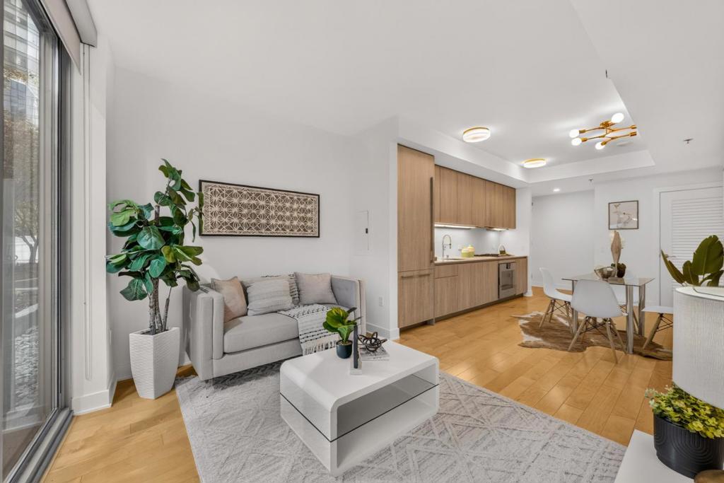 333 Beale Street 3A