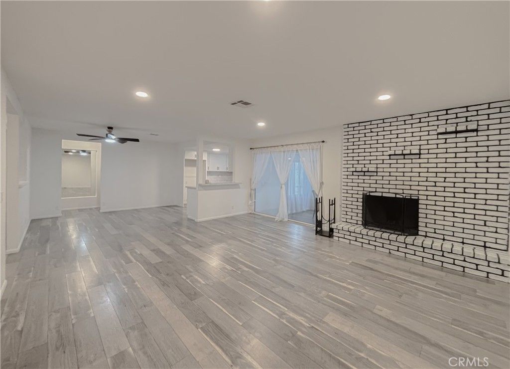 Photo of 42351 52nd St W, Lancaster, CA 93536 (MLS # SR26007054)