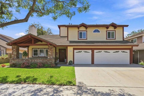 Photo of 1910 Ivanhoe Avenue, Oxnard, CA 93030 (MLS # V1-38393)