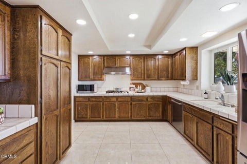 Tiny photo for 1910 Ivanhoe Avenue, Oxnard, CA 93030 (MLS # V1-38393)