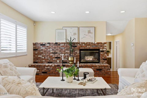 Tiny photo for 1910 Ivanhoe Avenue, Oxnard, CA 93030 (MLS # V1-38393)