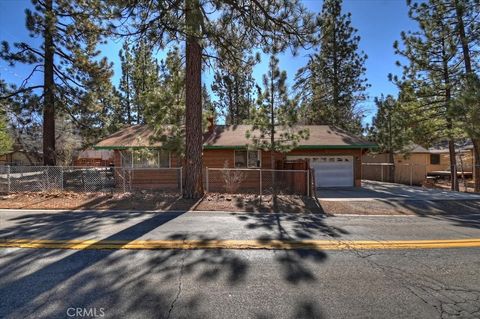 Photo of 510 Sunset Lane, Sugarloaf, CA 92386 (MLS # IG26027941)